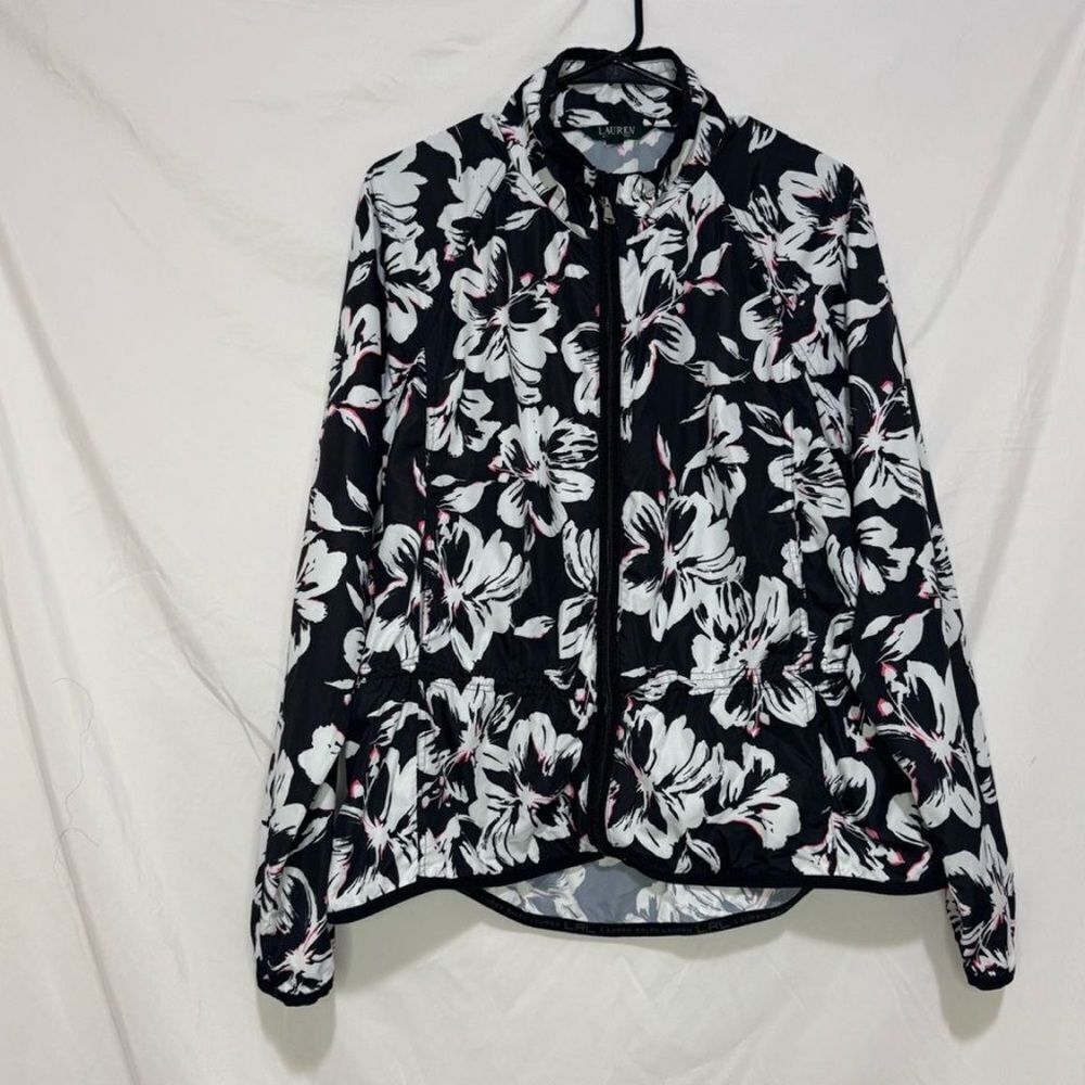 Ralph Lauren Lightweight Windbreaker
Size XL